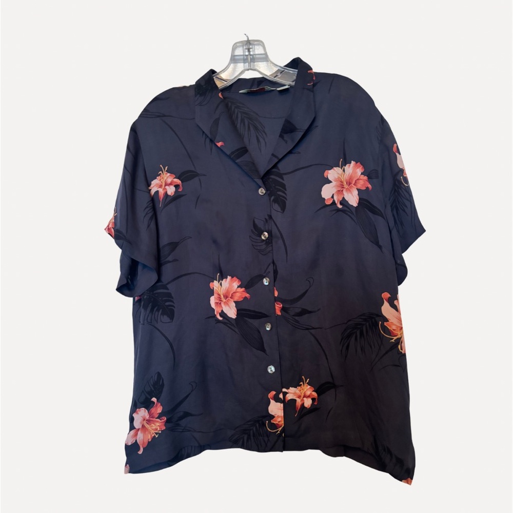 Tommy Bahama Women’s Black & Pink Silk Camp Shirt - Size Large
